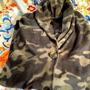 Cuddl Duds Fleece Wear Camouflage Button Blazer